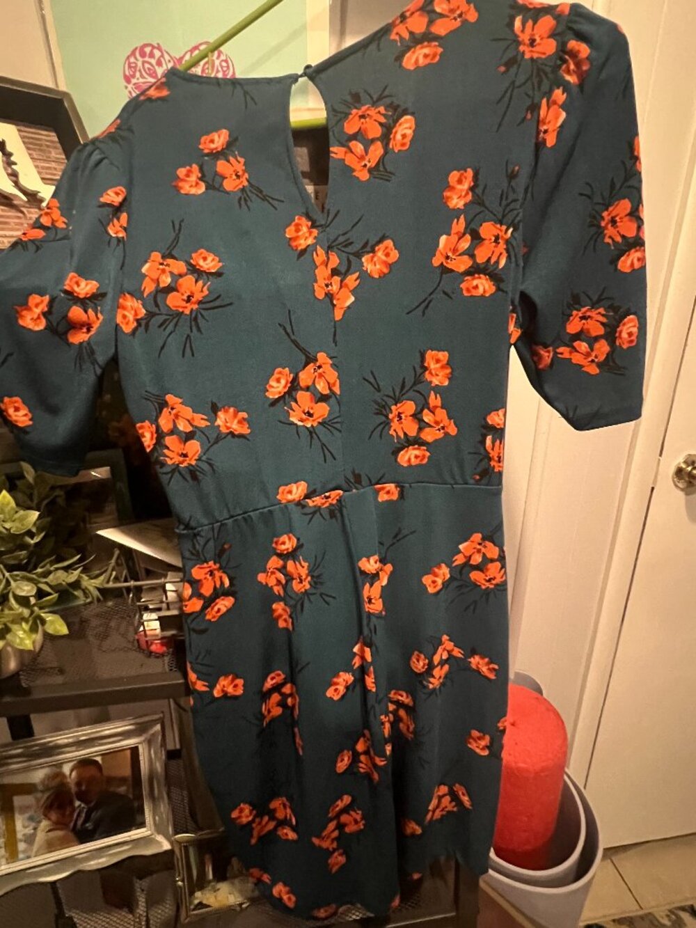 Floral Mini Dress Size M Puff Sleeve V Neck Keyhole Back - Picture 2 of 3